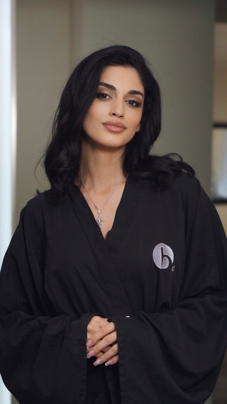 Какие техники окрашивания подходят для темных волос