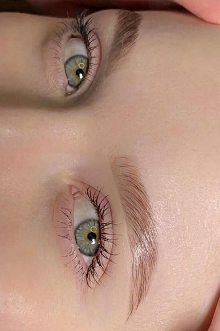 КОРРЕКЦИЯ БРОВЕЙ