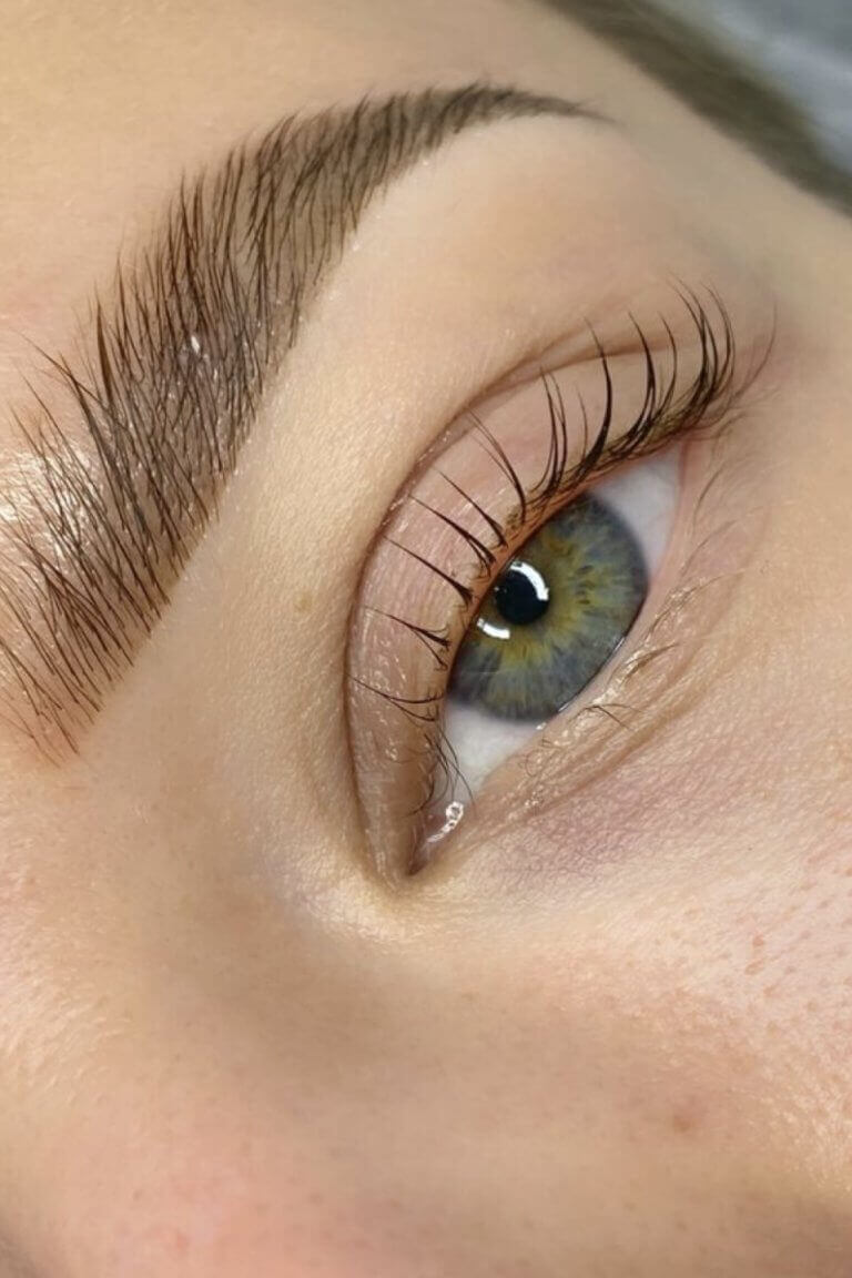 ЛАМИНИРОВАНИЕ РЕСНИЦ