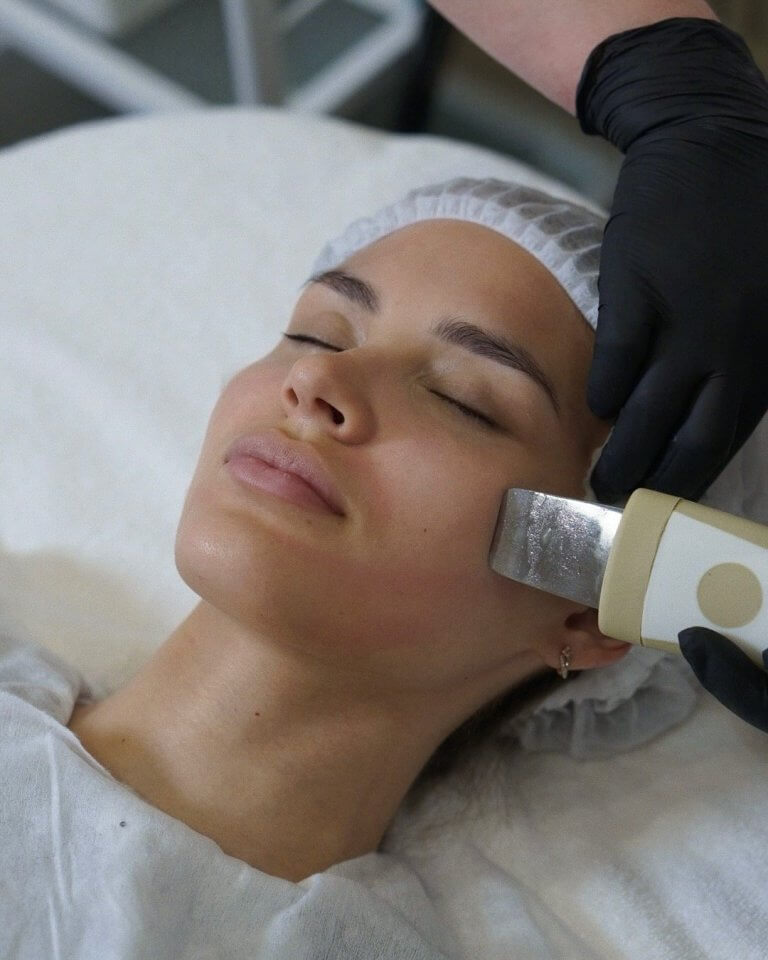 Ультразвуковая чистка лица